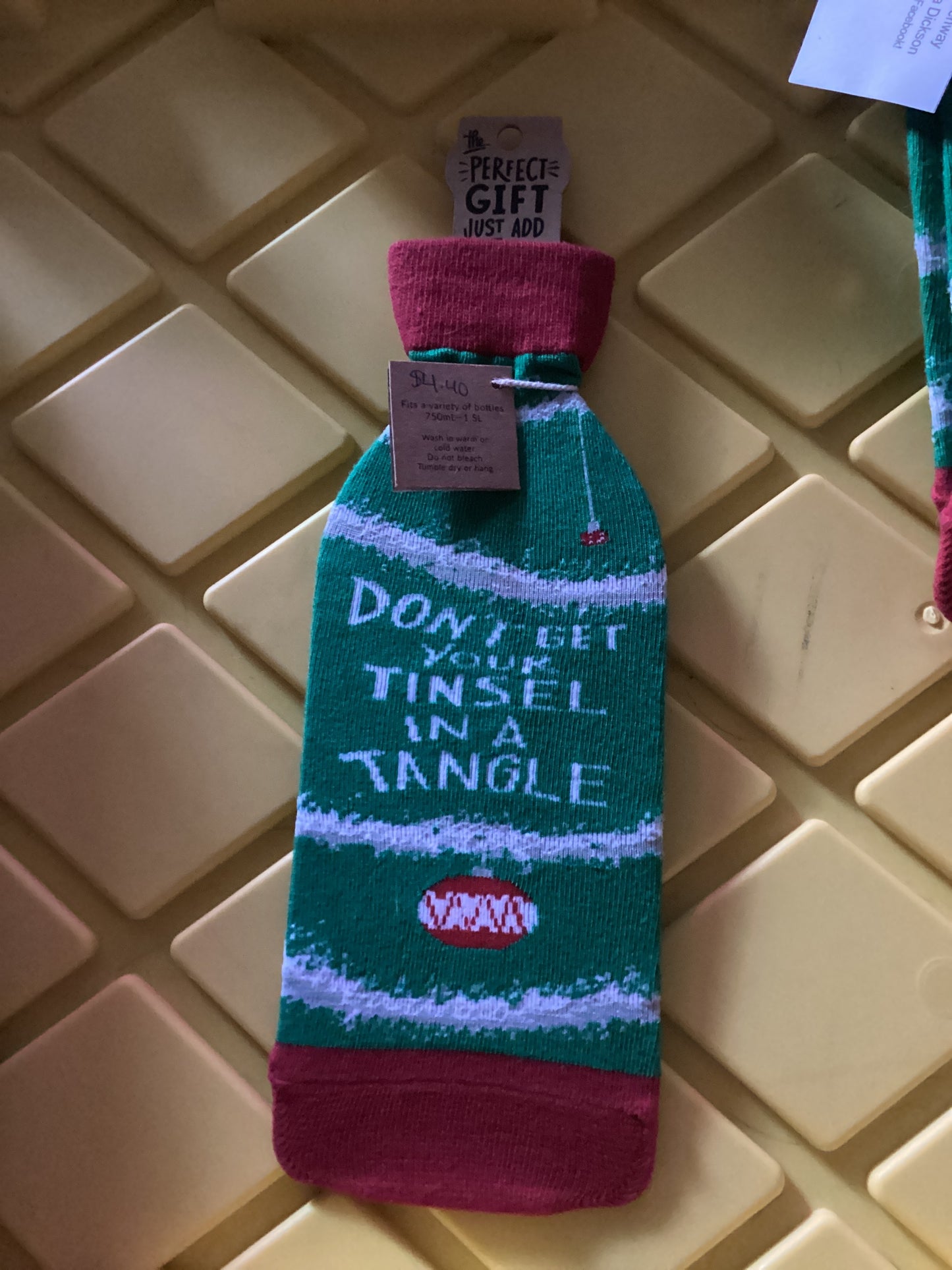 Tinsel in a Tangle - Wine Sock